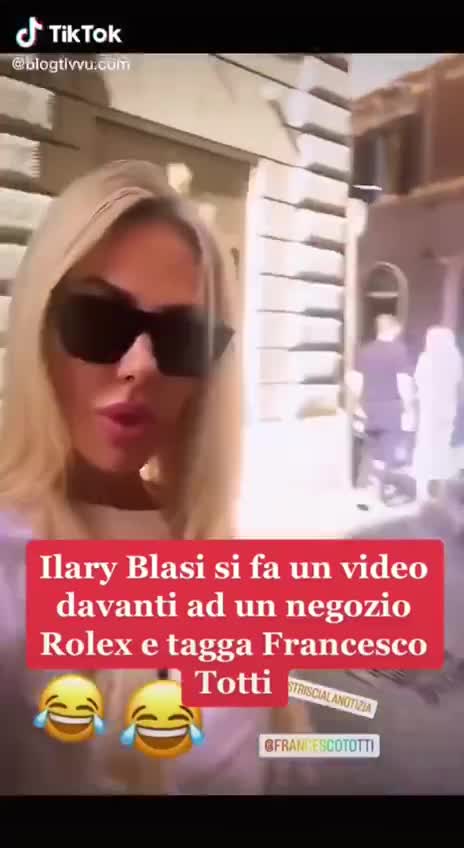 Ilary Blasi nel suo libro fa chiarezza sul presunto flirt con l'ex di Amici  Alessio La Padula